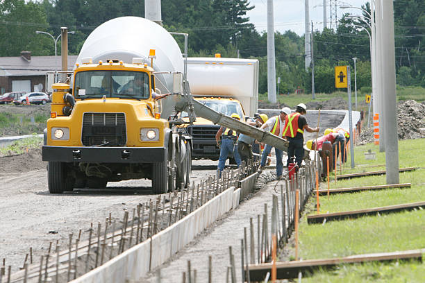 Best Concrete Sidewalk Installation in Elmore, OH